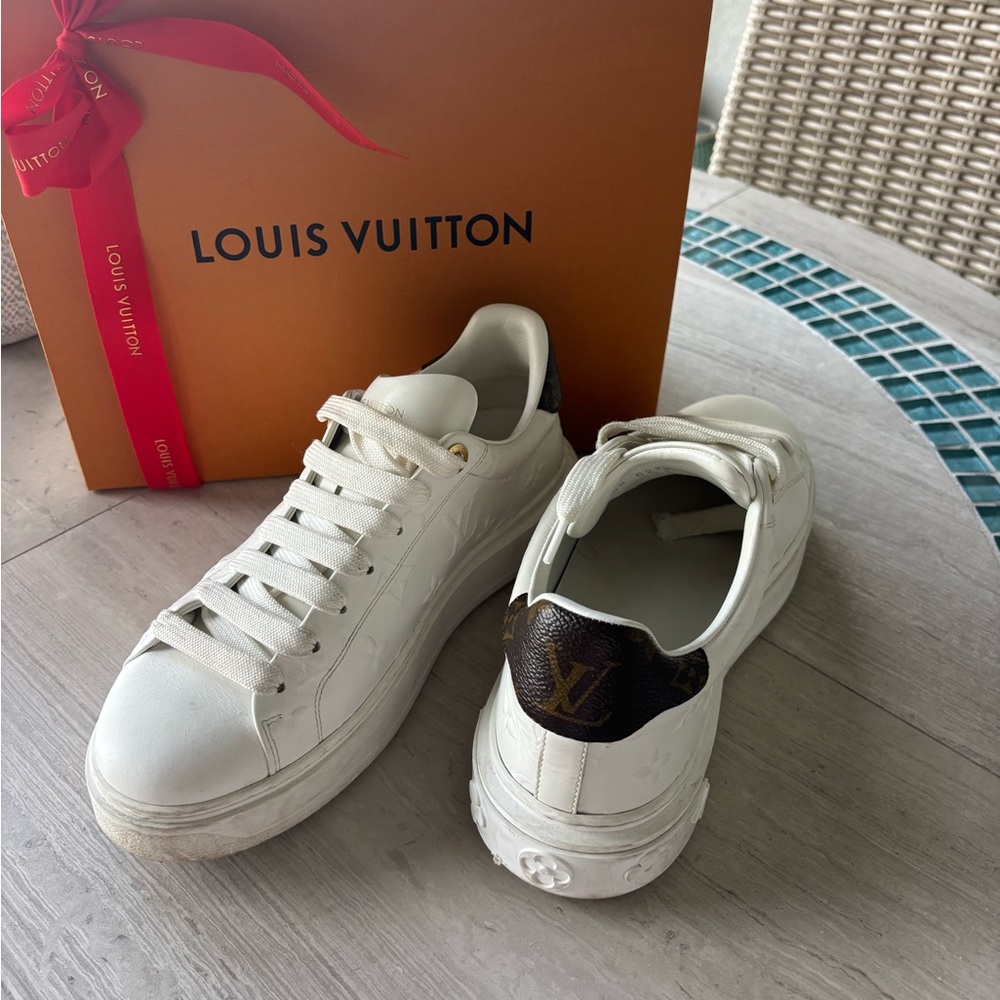 Louis Vuitton White Sneakers with Brown Monogram Heel Accent